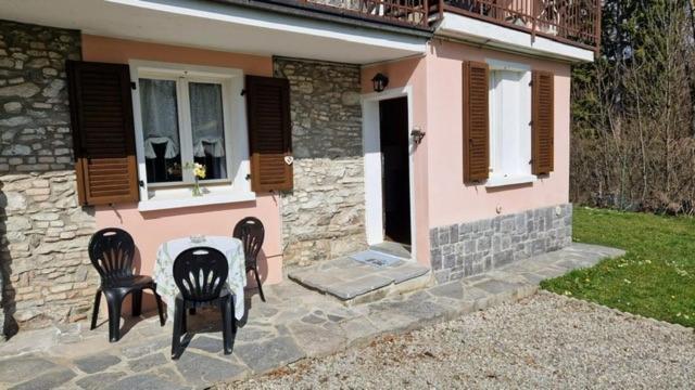 Апартаменты Cascina Del Galin Ланцо-д’Интельви Экстерьер фото
